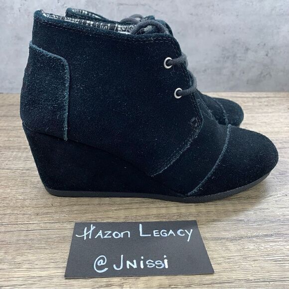 TOMS~Women's~Black Suede Nubuck Desert Lace Up Wedge Ankle Boots~Size 7 - Picture 2 of 11